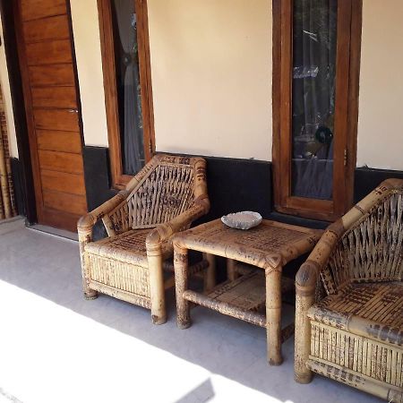 Telage Indah Homestay Kuta  Bagian luar foto