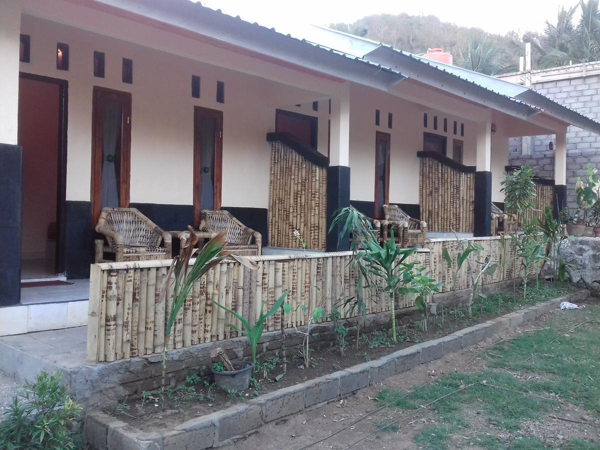 Telage Indah Homestay Kuta  Bagian luar foto