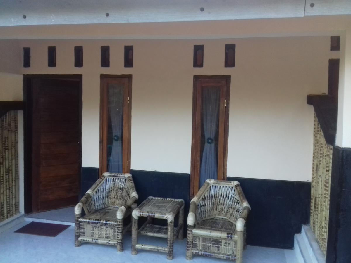 Telage Indah Homestay Kuta  Bagian luar foto