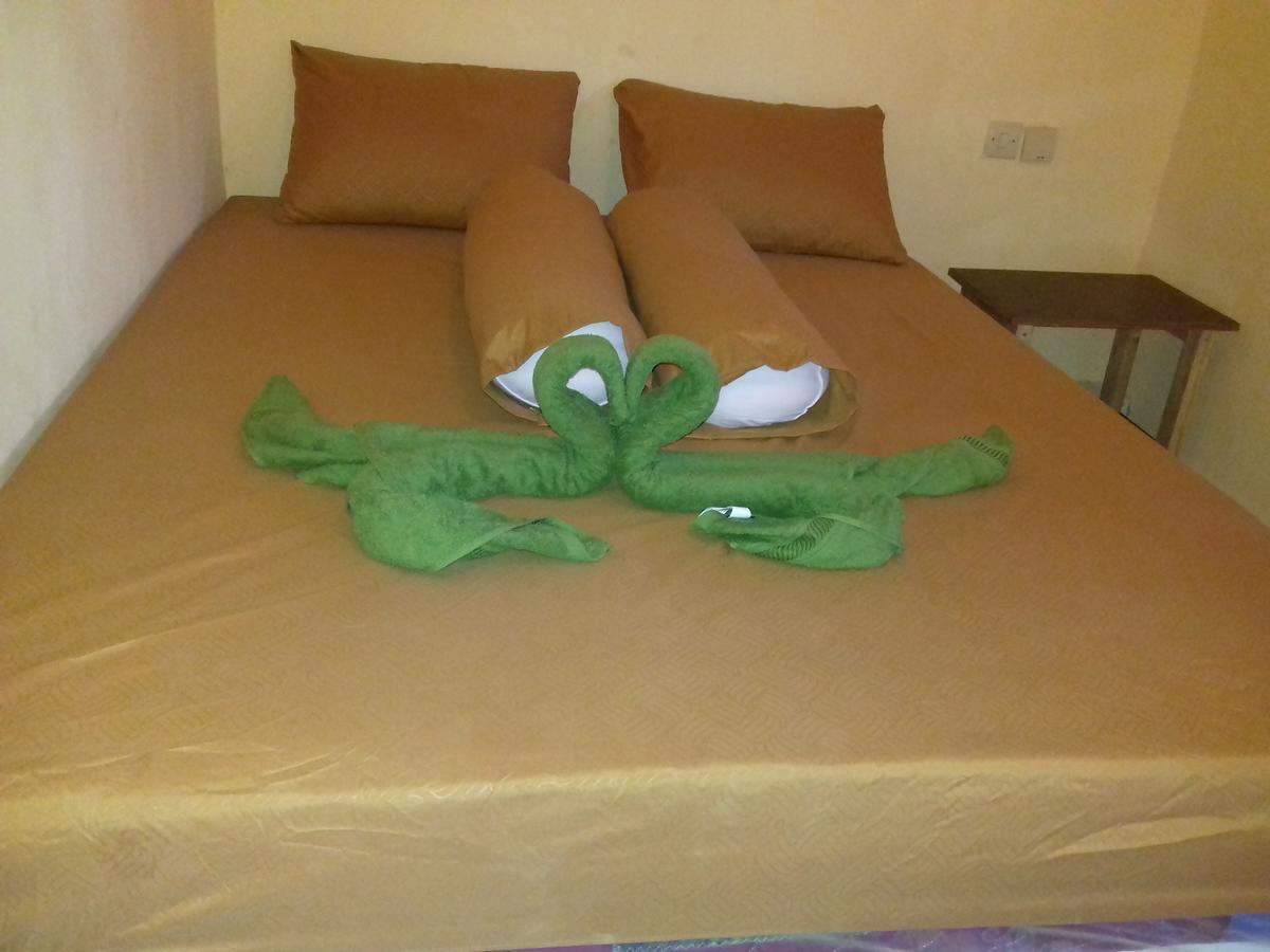 Telage Indah Homestay Kuta  Bagian luar foto