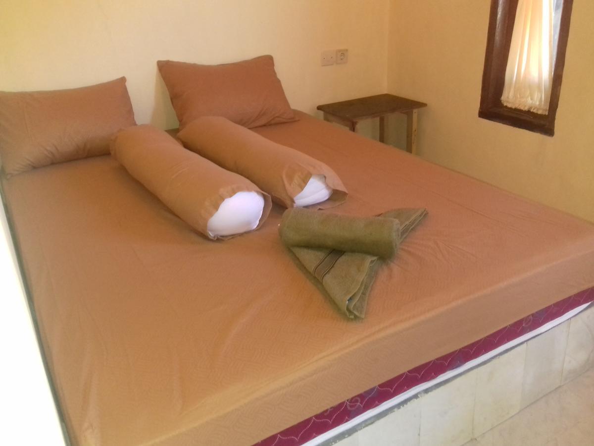 Telage Indah Homestay Kuta  Bagian luar foto